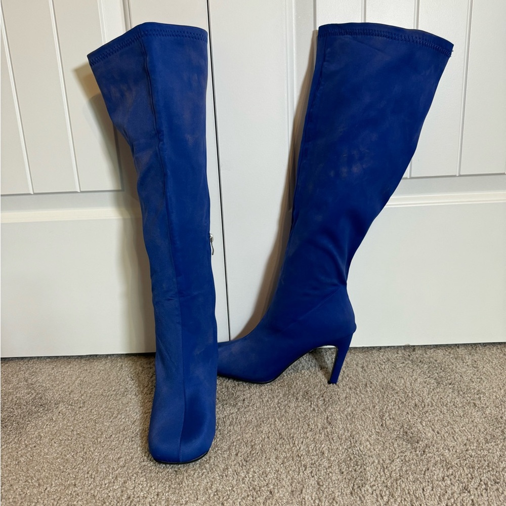 Blue heeled boots